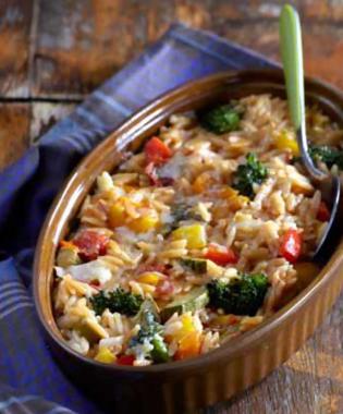 Vegetable Casserole (giouvetsi) with broccoli