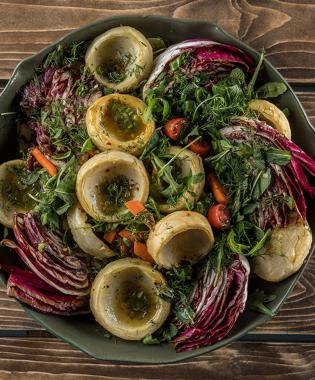 15.	Salad with artichokes 